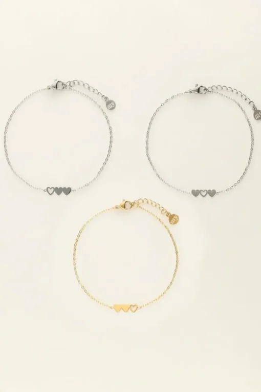 Armbanden Set Hartjes Twee Zilver En één Goud