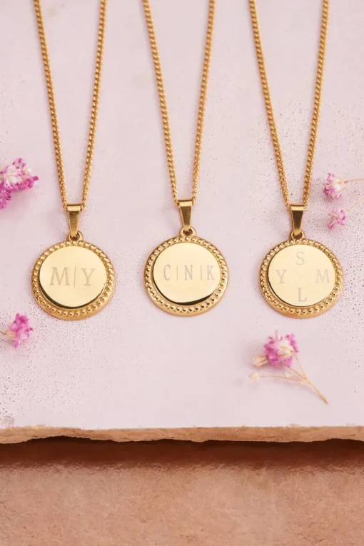 Atelier Korte Ketting Met Ronde Bedel