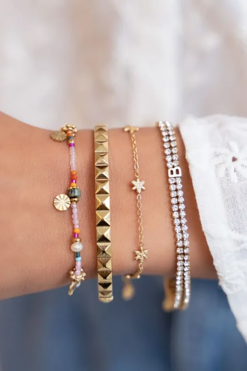 Bangle Met Studs