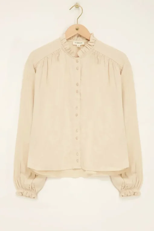 Beige Blouse Met Smock Details