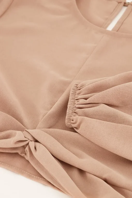 Beige Crêpe Top Met Knoop
