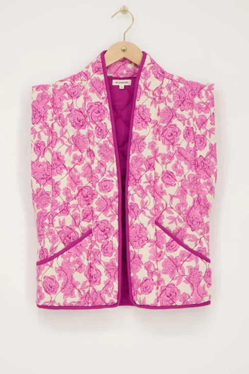 Beige Gewatteerd Gilet Met Roze En Paarse Bloemenprint