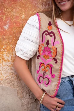 Beige Gilet Met Gekleurde Embroidery