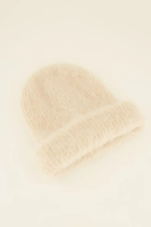 Beige Hairy Muts