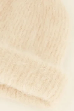 Beige Hairy Muts