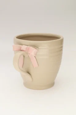 Beige Kopje Met Strik