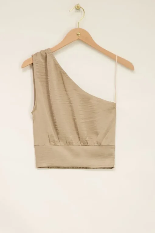 Beige One Shoulder Top Satijnen Look