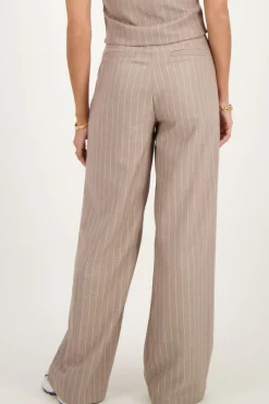 Beige Pinstripe Pantalon