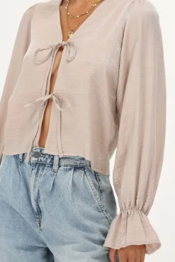 Beige Shiny Top Met Strikjes & Ruffle Mouwtjes