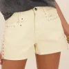 Beige Short Met Studs