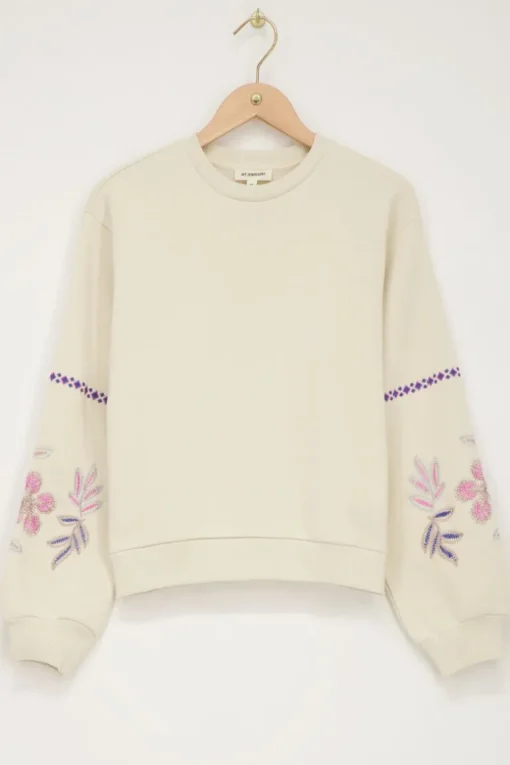 Beige Sweater Met Embroidery