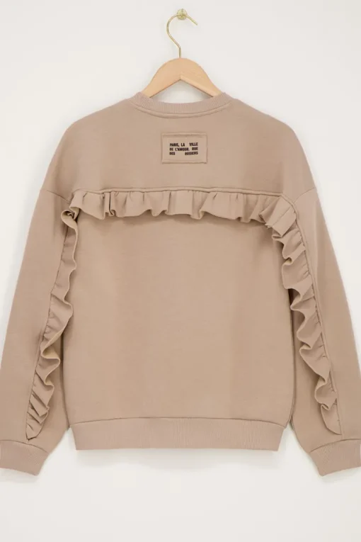 Beige Sweater Met Ruffle En Patch