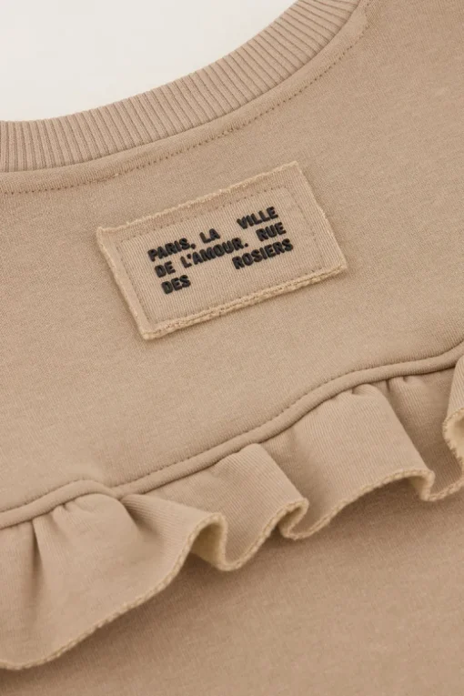 Beige Sweater Met Ruffle En Patch
