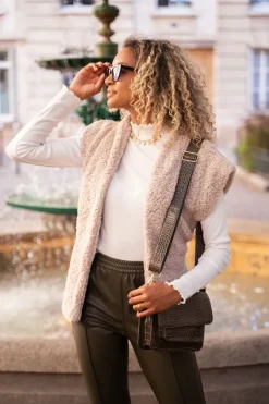Beige Teddy Gilet Met Ceintuur