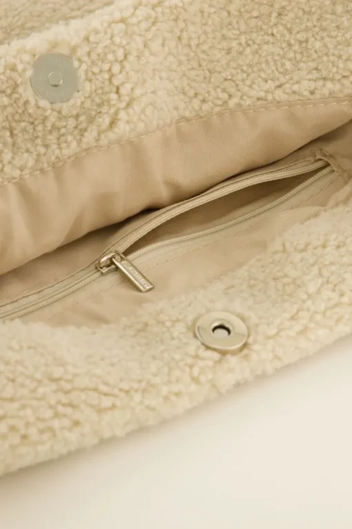 Beige Teddy Shopper