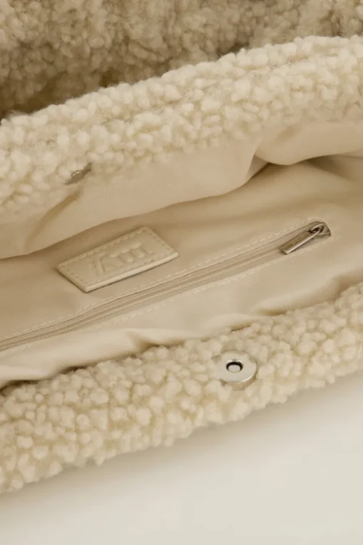 Beige Teddy Shopper Met Ruffle Strap