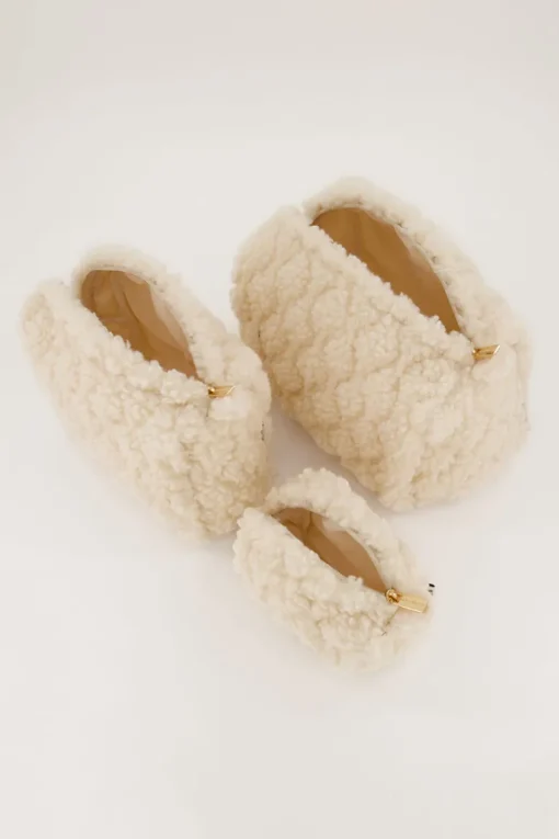 Beige Teddy Toilettas Set