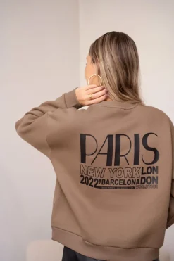 Beige Trui Met Worldtour Backprint
