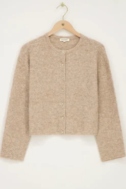 Beige Vestje Met Knoopjes