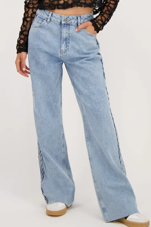 Blauwe Jeans Met Vlecht Detail