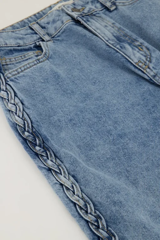 Blauwe Jeans Met Vlecht Detail