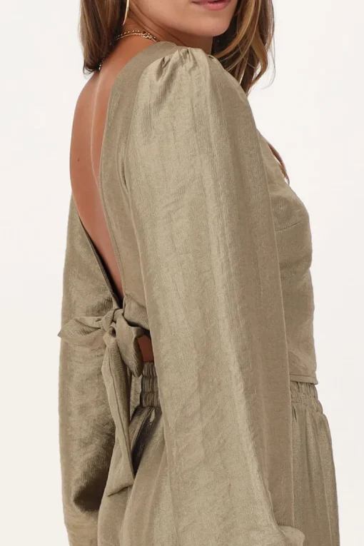 Bronzen Top Met Strik Op De Achterkant