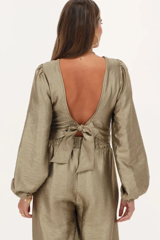 Bronzen Top Met Strik Op De Achterkant