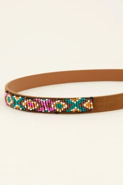 Bruine Riem Met Zilverkleurige Gesp