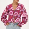 Bruine Top Met Strikjes En Roze Bloemenprint