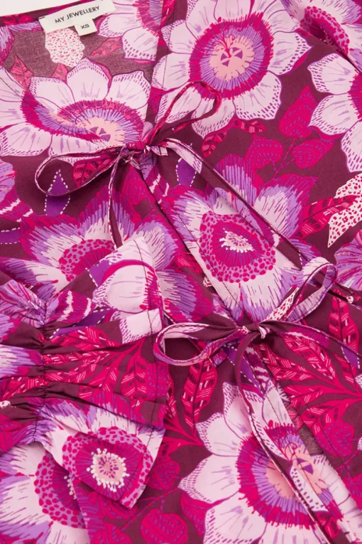Bruine Top Met Strikjes En Roze Bloemenprint