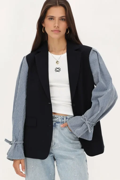 Donkerblauwe Blazer Met Gestreepte Mouwen