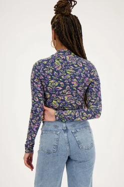 Donkerblauwe Top Met Col En Paisley Print