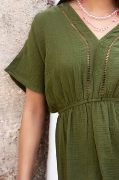 Donkergroene Mousseline Jurk Met Tapes