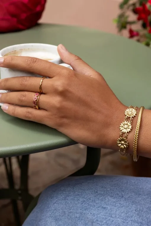 Dubbele Armband Met Drie Bloemen