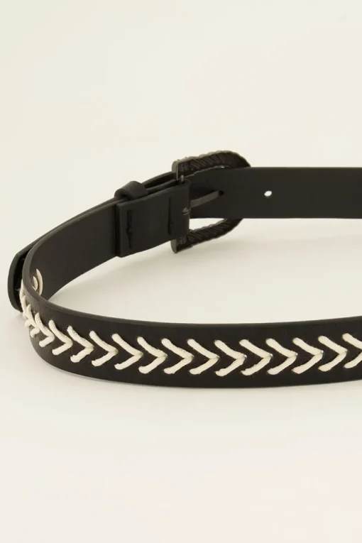 Gouden Riem Met Zigzag Patroon