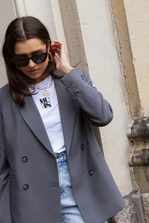 Grijze Blazer Met Dubbele Knopen