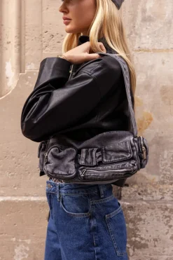 Grijze Denim Schoudertas Met Vakjes En Ritsen