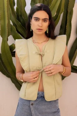 Groen Gilet Met Strikjes En Ruffles