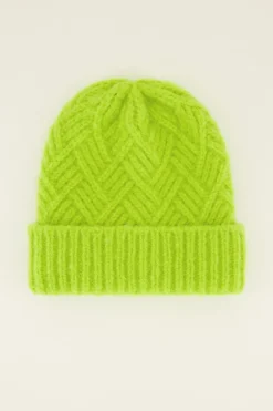 Groene Muts Met Kabels