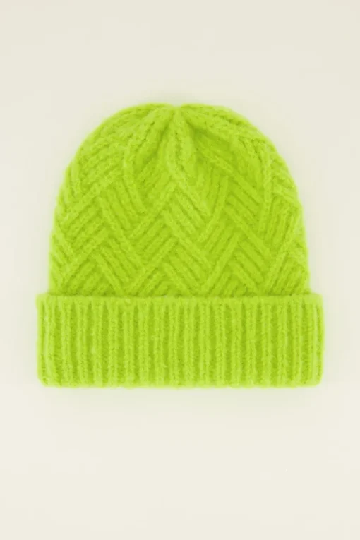 Groene Muts Met Kabels