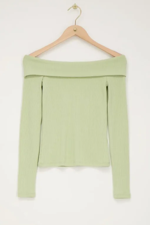 Groene Off-shoulder Top Met Rib Structuur