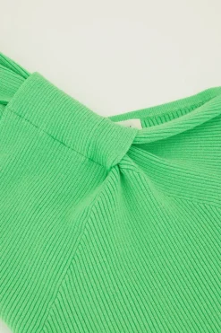 Groene One-shoulder Top Met Gedraaid Effect