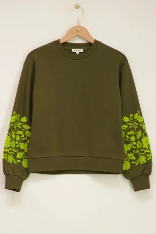 Groene Sweater Met Geborduurde Mouwen