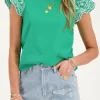Groene Top Met Embroidery Mouwen