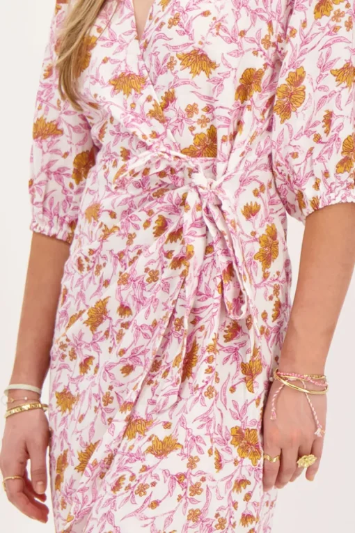 Hydrofiele Roze Wikkeljurk Met Bloemenprint