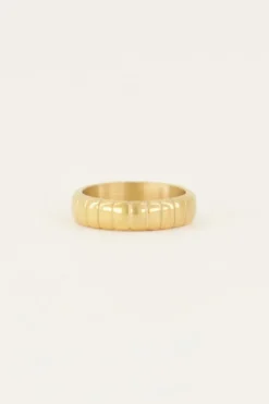 Iconic Smalle Ring Met Ribbels