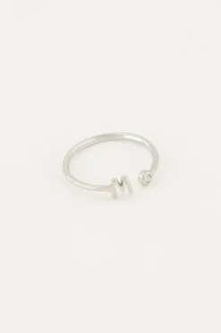 Initial Ring Met Steentje