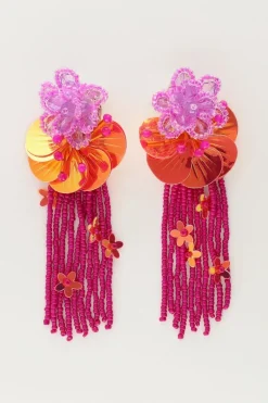 Island Oorhangers Met Bloemen En Roze Slierten