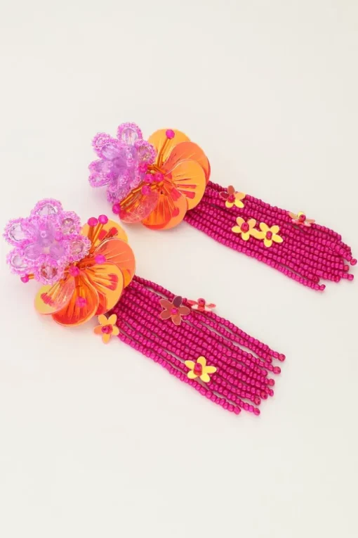 Island Oorhangers Met Bloemen En Roze Slierten