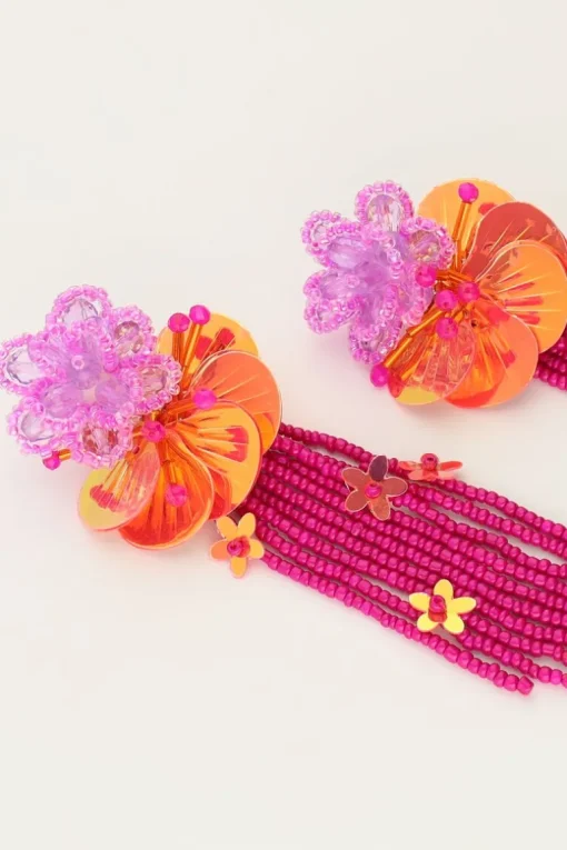 Island Oorhangers Met Bloemen En Roze Slierten